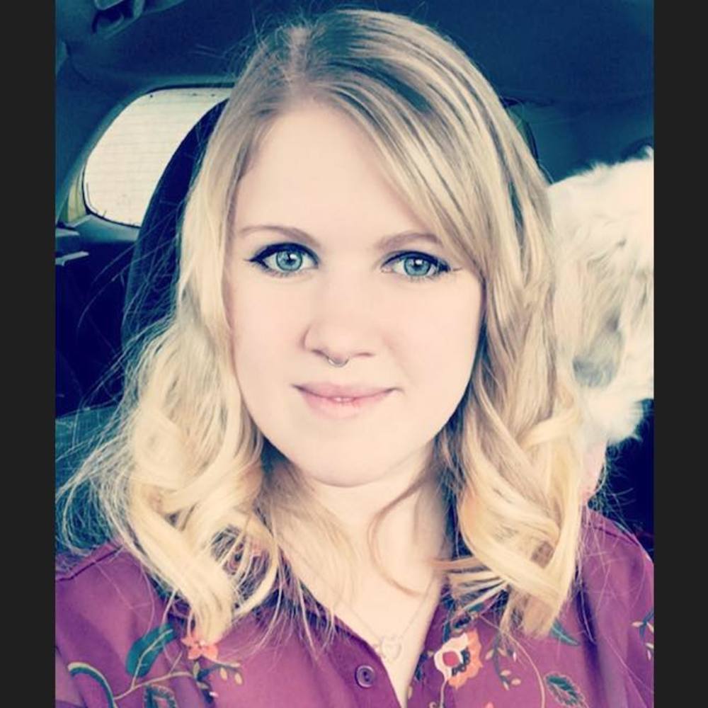 Meet your Posher, Lacey